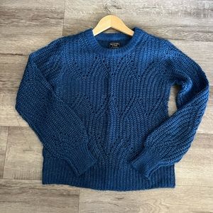 Abercrombie sweater!